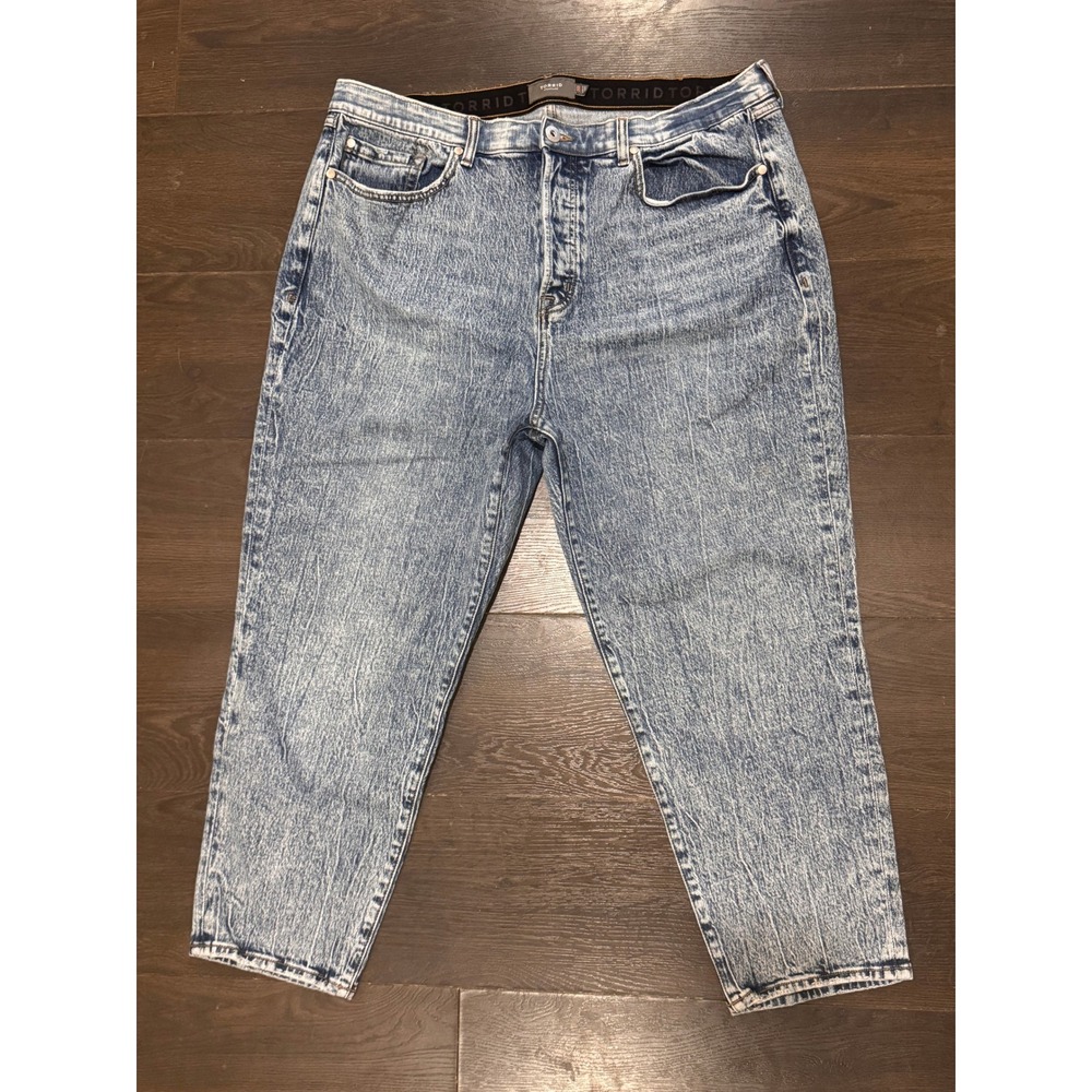 Torrid Mom Jeans size 20 High Rise PCD Flashback Acid Wash Light Blue Button Fly - Picture 4 of 9